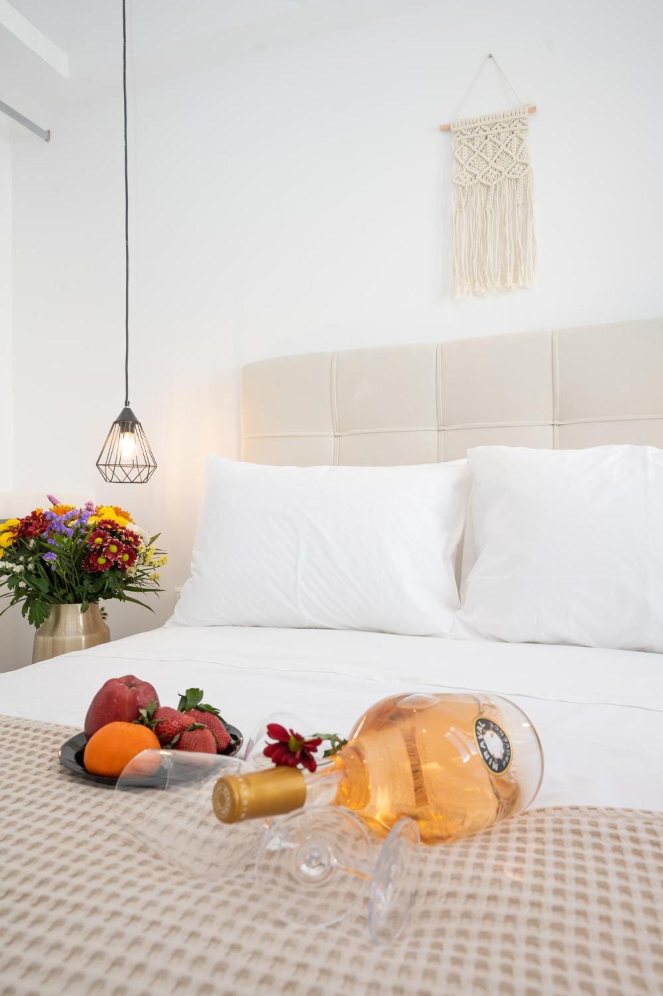 Myconian Little Venice Elite Suites With Sea View Mykonos Town Екстер'єр фото